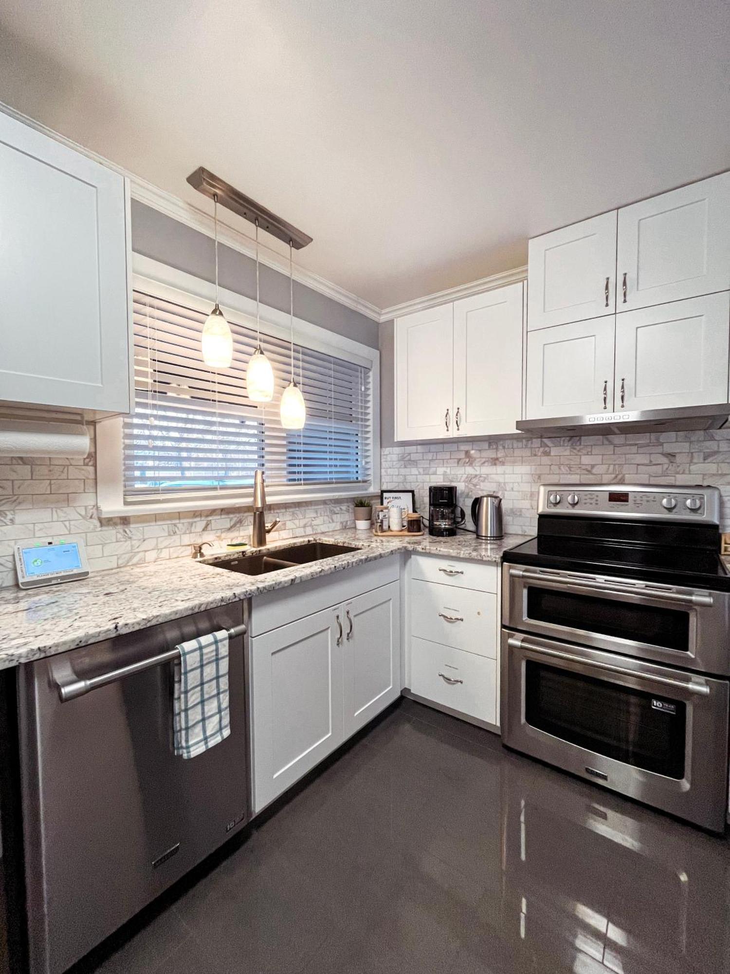 Holiday home Peaceful 4bdrm 5mins To Clifton Hill Niagara Falls